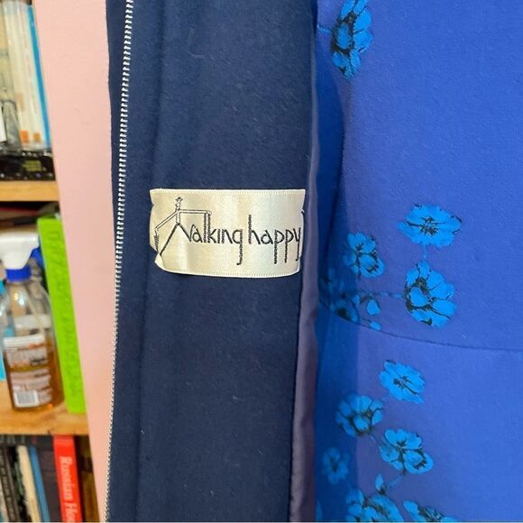 Vintage 1960s Unique Navy Blue and Silver 100% Wool Overcoat - Picture 10 of 16